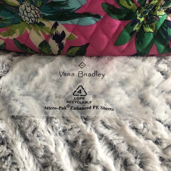 VERA BRADLEY Crossbody - Picture 7 of 8